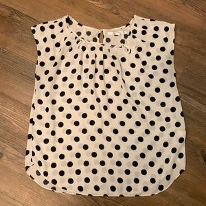 Lauren Conrad Cream and Black Top with Pleating and Key-hole Details | Sz Large
